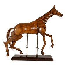 Horse, moving wooden figure